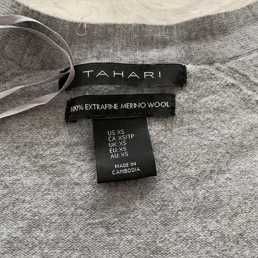 Tahari grey cardigan - Picture 2 of 3